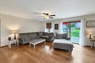 107 Meadow Ct, Forreston, IL 61030 - Photo 7
