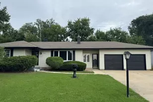 23932 W Renwick Rd, Plainfield, IL 60544 - Photo 1