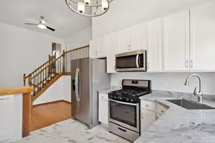 403 E Lake Ave, Glenview, IL 60025 - Photo 3