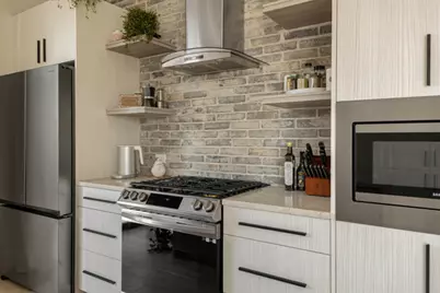 2135 W Cermak Road #3S, Chicago, IL 60608 - Photo 5