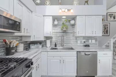 4431 Farmington Avenue, Richton Park, IL 60471 - Photo 13
