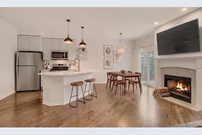1357 W Fullerton Avenue #B, Chicago, IL 60614 - Photo 5