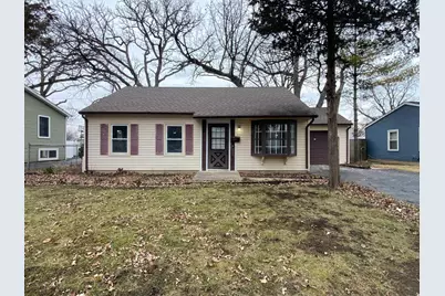 4 E Pine Street, Streamwood, IL 60107 - Photo 1