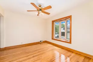 5627 S Neenah Ave, Chicago, IL 60638 - Photo 21