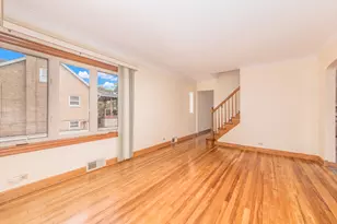 5627 S Neenah Ave, Chicago, IL 60638 - Photo 13