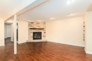5627 S Neenah Ave, Chicago, IL 60638 - Photo 27
