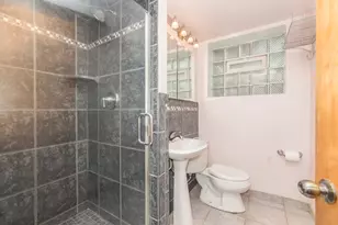 5627 S Neenah Ave, Chicago, IL 60638 - Photo 29
