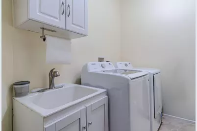 285 Regency Court Unit B Court, Wauconda, IL 60084 - Photo 19