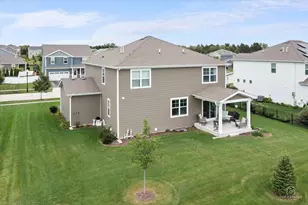 695 Kentshire Cir, Elgin, IL 60124 - Photo 45
