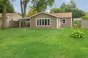 1114 Bergen Ave, Ottawa, IL 61350 - Photo 11