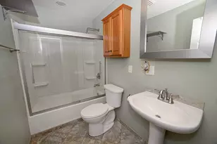 1114 Bergen Ave, Ottawa, IL 61350 - Photo 9