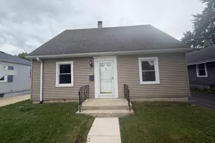 129 S Du Bois Ave, Elgin, IL 60123 - Photo 1