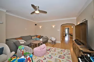 6609 N Artesian Ave, Chicago, IL 60645 - Photo 9