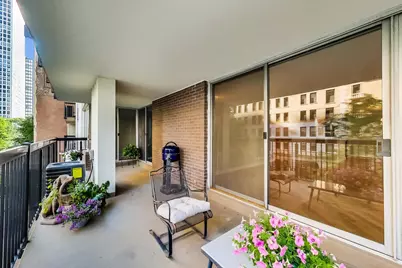 201 E Chestnut Street #3A, Chicago, IL 60611 - Photo 11