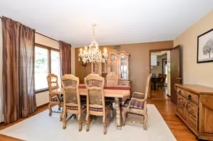 8120 Rosemere Ct, Willow Springs, IL 60480 - Photo 7