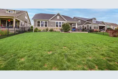 685 Insull Drive, Vernon Hills, IL 60061 - Photo 33