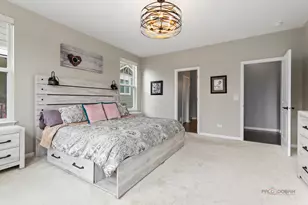 685 Insull Dr, Vernon Hills, IL 60061 - Photo 19