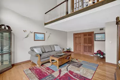 408 S Brookshore Drive, Shorewood, IL 60404 - Photo 7