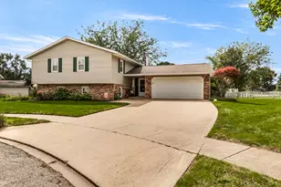 701 N Mohave Dr, Pontiac, IL 61764 - Photo 73