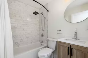 3520 W Melrose St, Chicago, IL 60618 - Photo 23