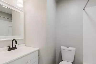 1328 N Mason Street, Bloomington, IL 61701 - Photo 11