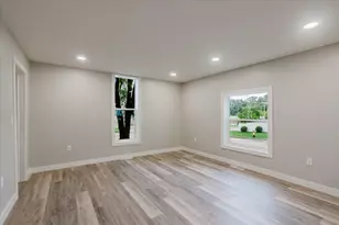 1328 N Mason St, Bloomington, IL 61701 - Photo 5