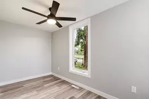 1328 N Mason St, Bloomington, IL 61701 - Photo 15