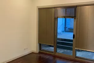 9 E Huron St, Chicago, IL 60611 - Photo 5