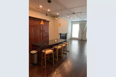 9 E Huron Street #1, Chicago, IL 60611 - Photo 3