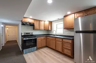 3301 N Kilbourn Ave, Chicago, IL 60641 - Photo 9