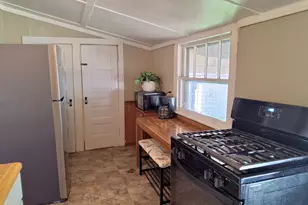 406 Cottage Row, Sycamore, IL 60178 - Photo 11
