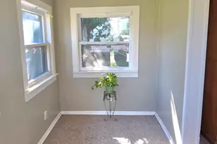 406 Cottage Row, Sycamore, IL 60178 - Photo 3