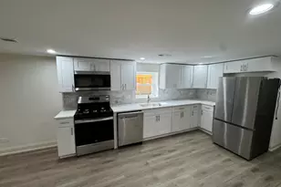 906 N Lavergne Ave, Chicago, IL 60651 - Photo 5