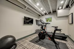 2063 N Humboldt Blvd, Chicago, IL 60647 - Photo 33