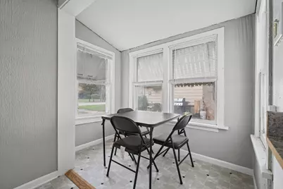 711 W Howard Street, Pontiac, IL 61764 - Photo 13