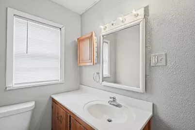 711 W Howard Street, Pontiac, IL 61764 - Photo 19