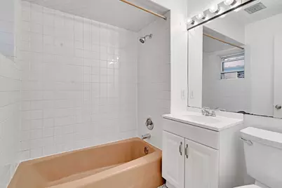 2439 N Seminary Avenue #1, Chicago, IL 60614 - Photo 15