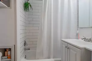 2730 N Pine Grove Ave, Chicago, IL 60614 - Photo 11