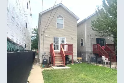 1610 S Saint Louis Avenue, Chicago, IL 60623 - Photo 13