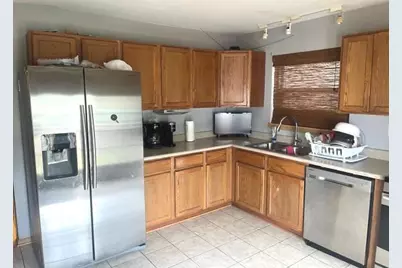 1610 S Saint Louis Avenue, Chicago, IL 60623 - Photo 5