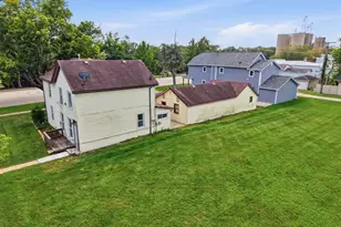 109 E Mondamin St, Minooka, IL 60447 - Photo 25
