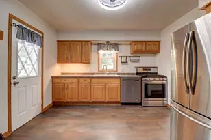 1111 W 21st St, Rock Falls, IL 61071 - Photo 9