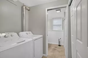 1520 Adams St, Ottawa, IL 61350 - Photo 17