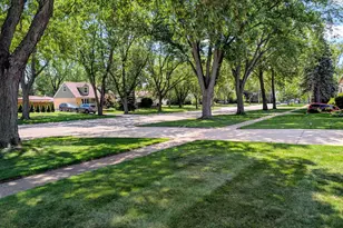 476 Raupp Blvd, Buffalo Grove, IL 60089 - Photo 21