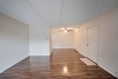611 N Briar Hill Lane #1, Addison, IL 60101 - Photo 3