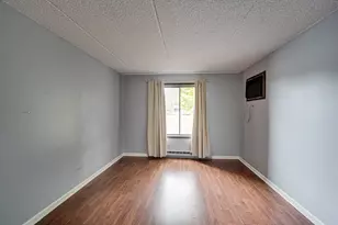 611 N Briar Hill Ln, Addison, IL 60101 - Photo 11