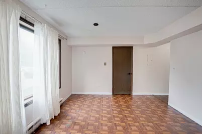 611 N Briar Hill Lane #1, Addison, IL 60101 - Photo 5