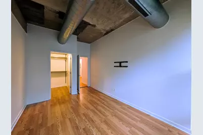 1033 W 14th Place #211, Chicago, IL 60608 - Photo 11