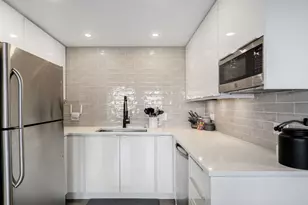 3150 N Sheffield Ave, Chicago, IL 60657 - Photo 11