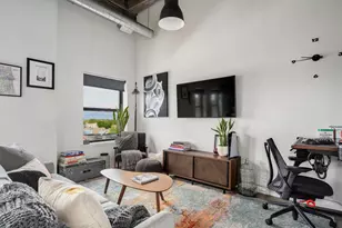 3150 N Sheffield Ave, Chicago, IL 60657 - Photo 5